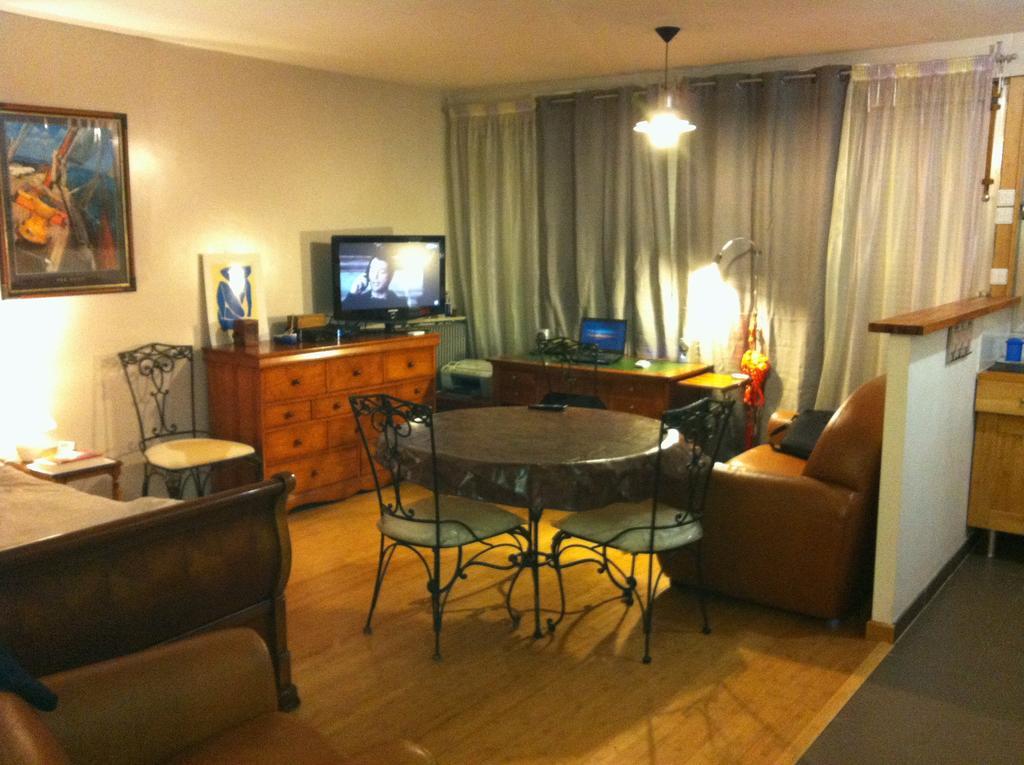 Ferienwohnung Alibert1er Paris Exterior foto